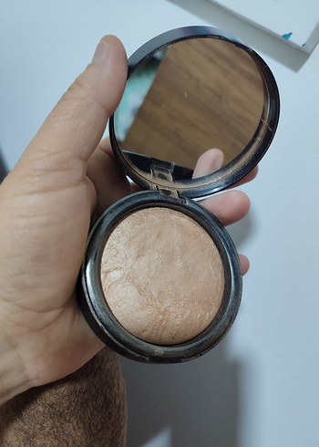 Işıltılı Toz Pudra - Görsel 3