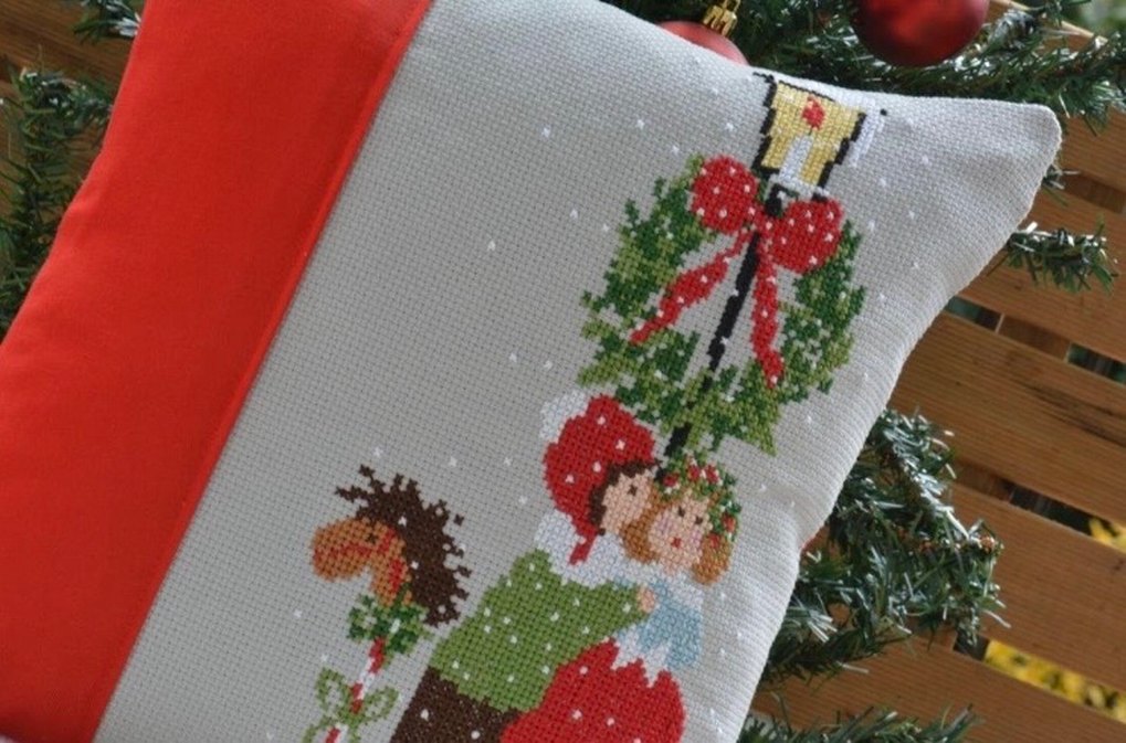 Tasarım Kanaviçe Kırlent - Görsel 4