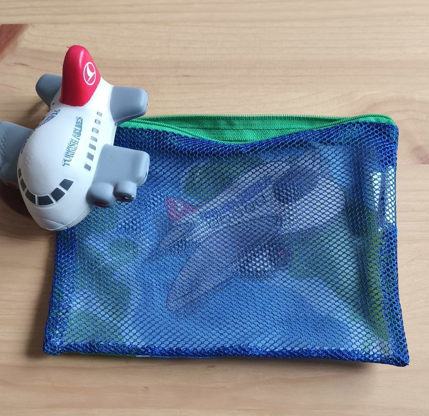 Renkli Türk Hava Yolları Oyuncak Uçak ve Çanta - Görsel 5