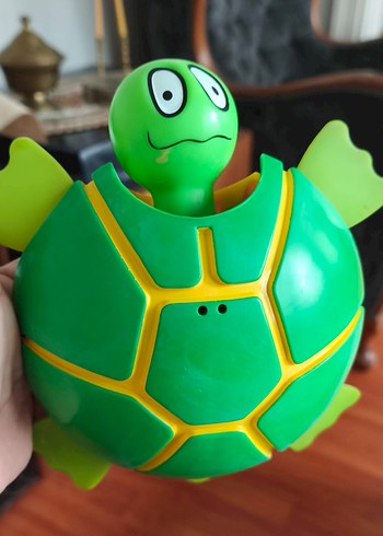 Renkli Yeşil Kaplumbağa Su Oyuncağı - Görsel 4