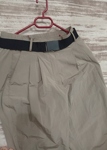 Kadın Bej Midi Bol Kesim Kemerli Pantolon - Görsel 3