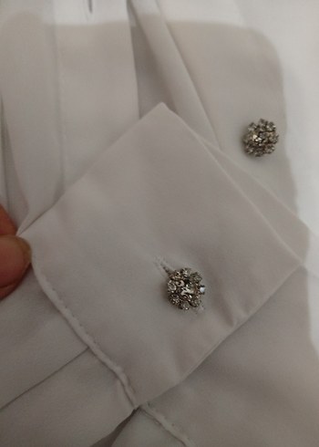 Beyaz Düğmeli Klasik Kadın Gömlek - Görsel 6