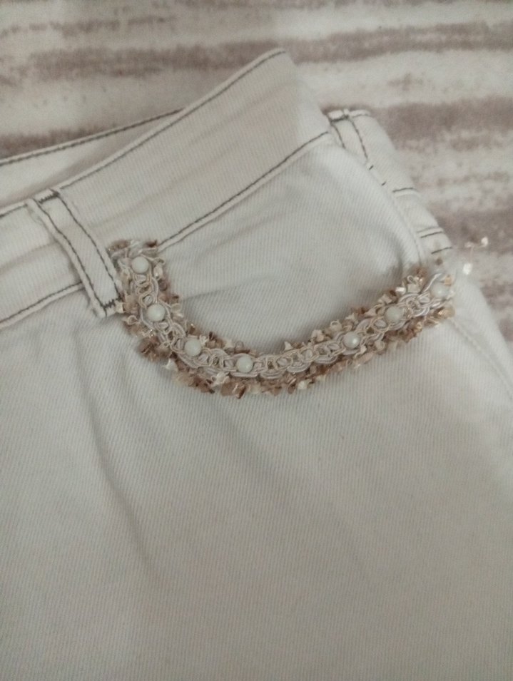 Detaylı Kot Pantolon - Görsel 3