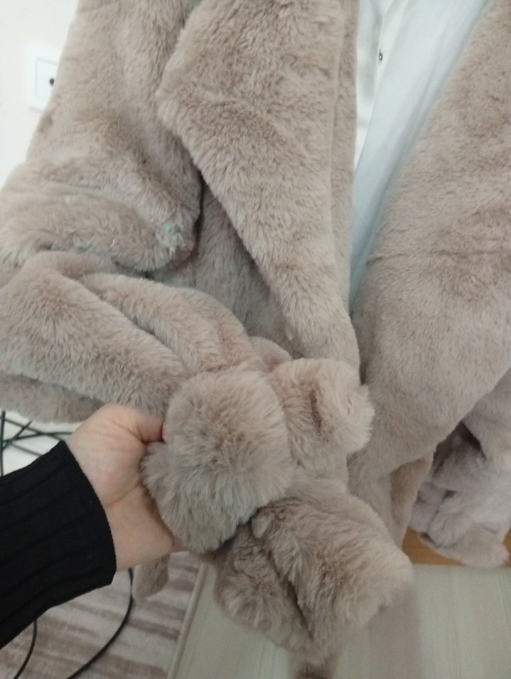 Kadın Bej Midi Boy Kürk Detaylı Kaban - Görsel 5