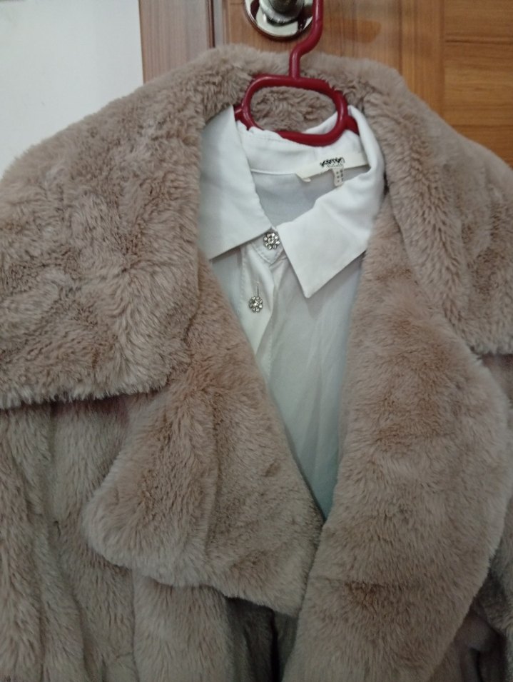 Kadın Bej Midi Boy Kürk Detaylı Kaban - Görsel 2