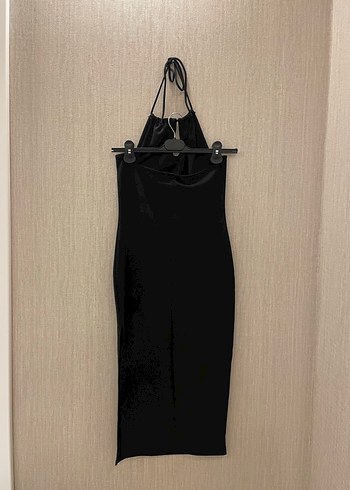 Siyah Halter Yaka Yırtmaçlı Uzun Kadın Elbise - Görsel 3