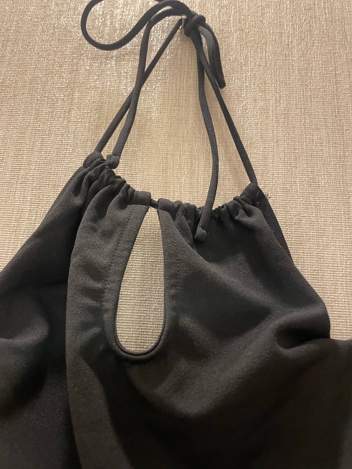 Siyah Halter Yaka Yırtmaçlı Uzun Kadın Elbise - Görsel 2