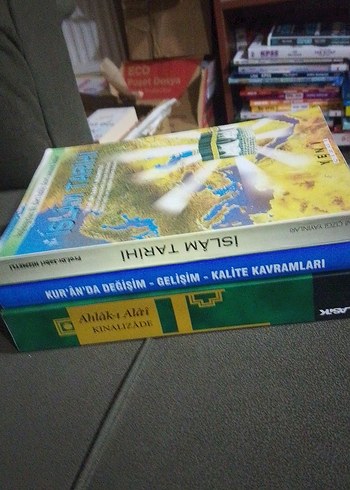 Kur'an'da Değişim, Gelişim, Kalite ve Ahlak Kitapları - Görsel 2
