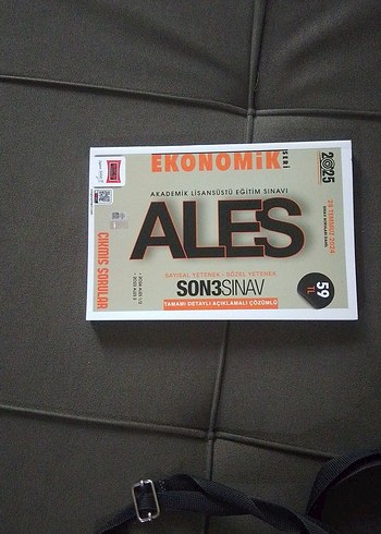 ALES Ekonomik Çıkmış Sorular Kitabı