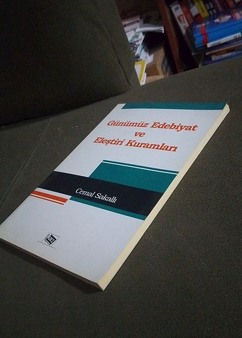 Günümüz Edebiyat ve Eleştiri Kuramları