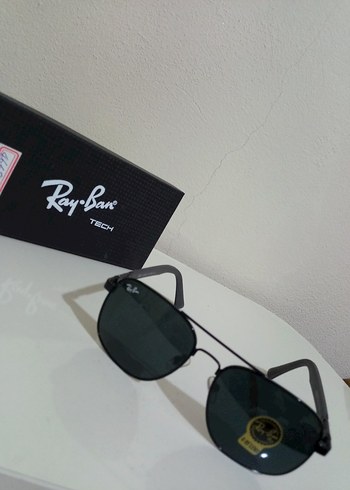 Ray Ban Ray-Ban Siyah Minimalist Erkek Güneş Gözlüğü