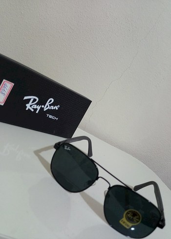 Ray-Ban Siyah Minimalist Erkek Güneş Gözlüğü