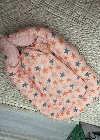 Nakışlı Pembe Keten Bebek Yatak Minderi - Görsel 2