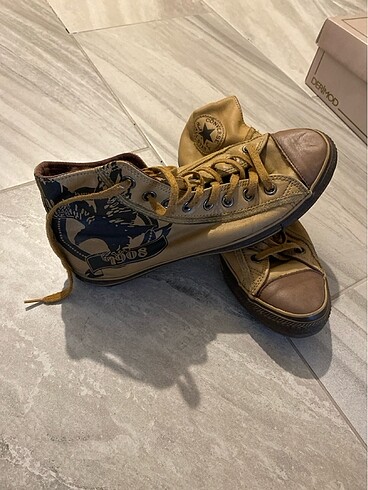 Hakiki deri Converse