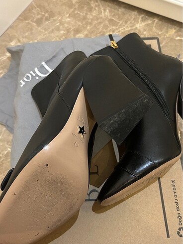 Dior bot