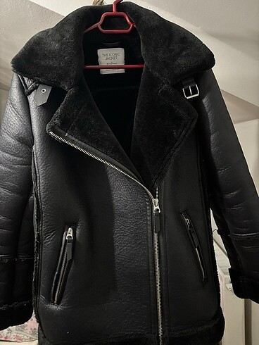 l Beden Stradivarius kürklü ceket