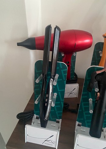 Kırmızı Saç Düzleştirici