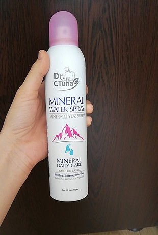 mineralli su