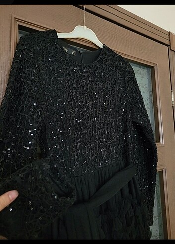 Eteği Kat Kat Üstü Pullu Abiye  - Görsel 5