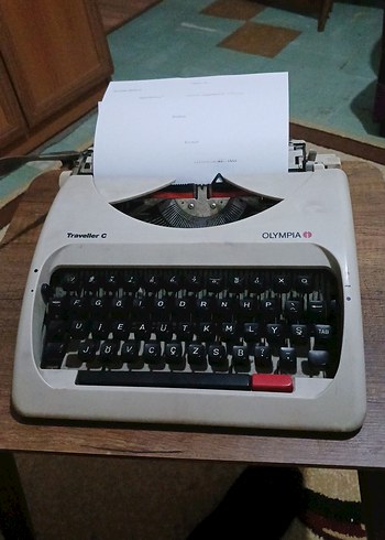 Olympia Traveller C Beyaz Daktilo - Görsel 2