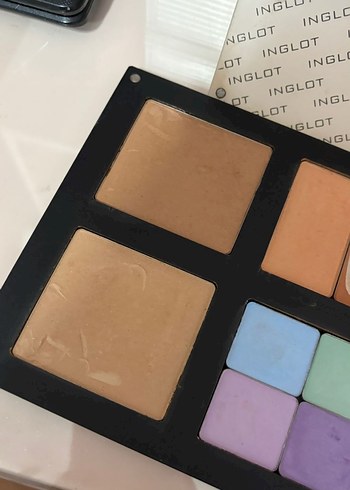 Inglot Çok Renkli kontür Paleti - Görsel 4