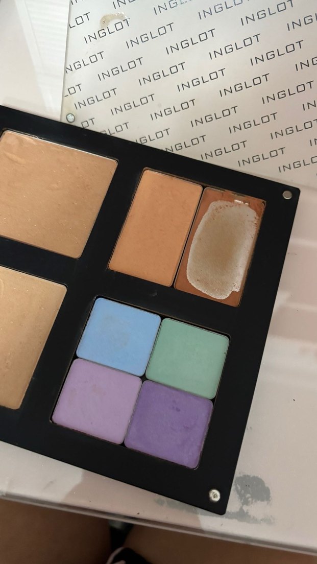Inglot Çok Renkli kontür Paleti - Görsel 3