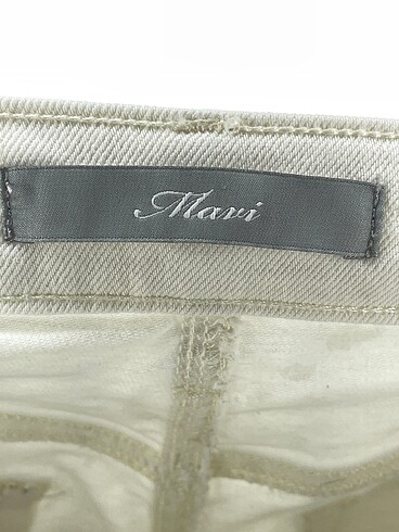 30 Beden beyaz Renk Mavi Jeans Jean / Kot %70 İndirimli.