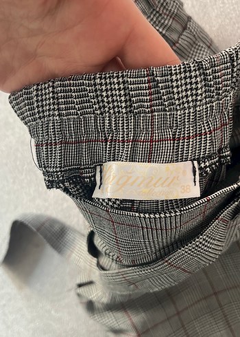 38 Beden gri Renk Kadın Gri Kemerli Regular Fit Kumaş Pantolon