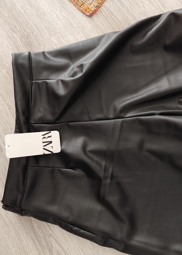 Zara içi sıcak tutan şort etek - Görsel 4