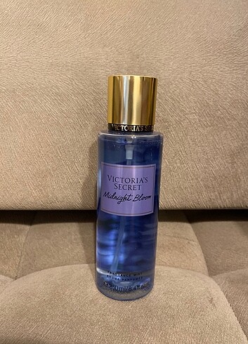 Victoria's secret midnigh bloom 