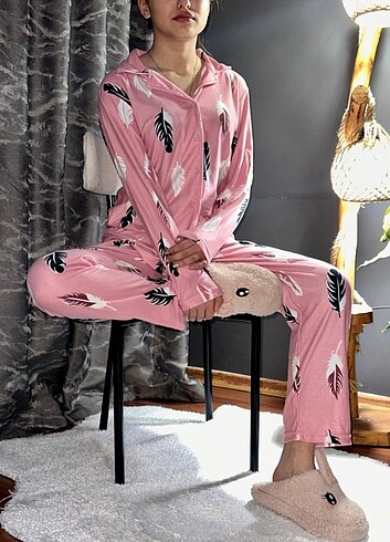 Yumuşak süet pijama takımı 