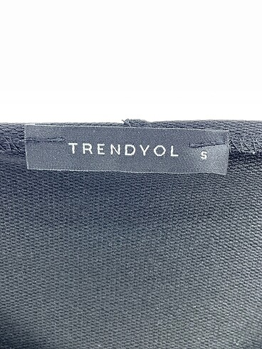 s Beden siyah Renk Trendyol & Milla Bluz %70 İndirimli.