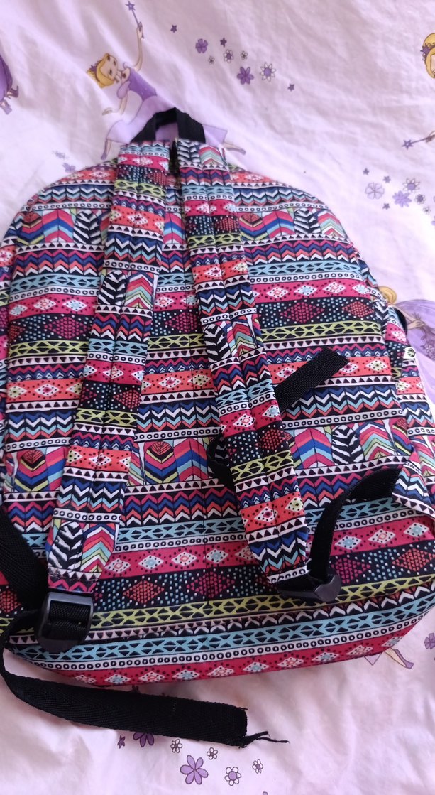 Renkli Desenli okul Çantası - Görsel 3