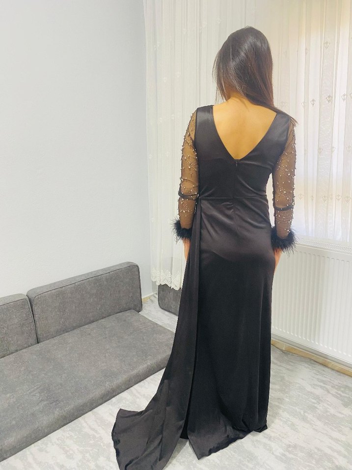 Uzun Siyah Drapeli Kadın Abiye Elbise - Görsel 4