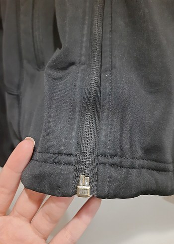 Adidas Siyah Fermuarlı Kapüşonlu Ceket - Görsel 8