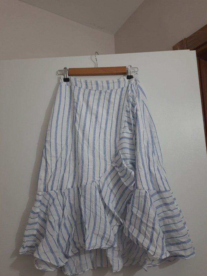 Beyaz Çizgili keten takım - Görsel 4