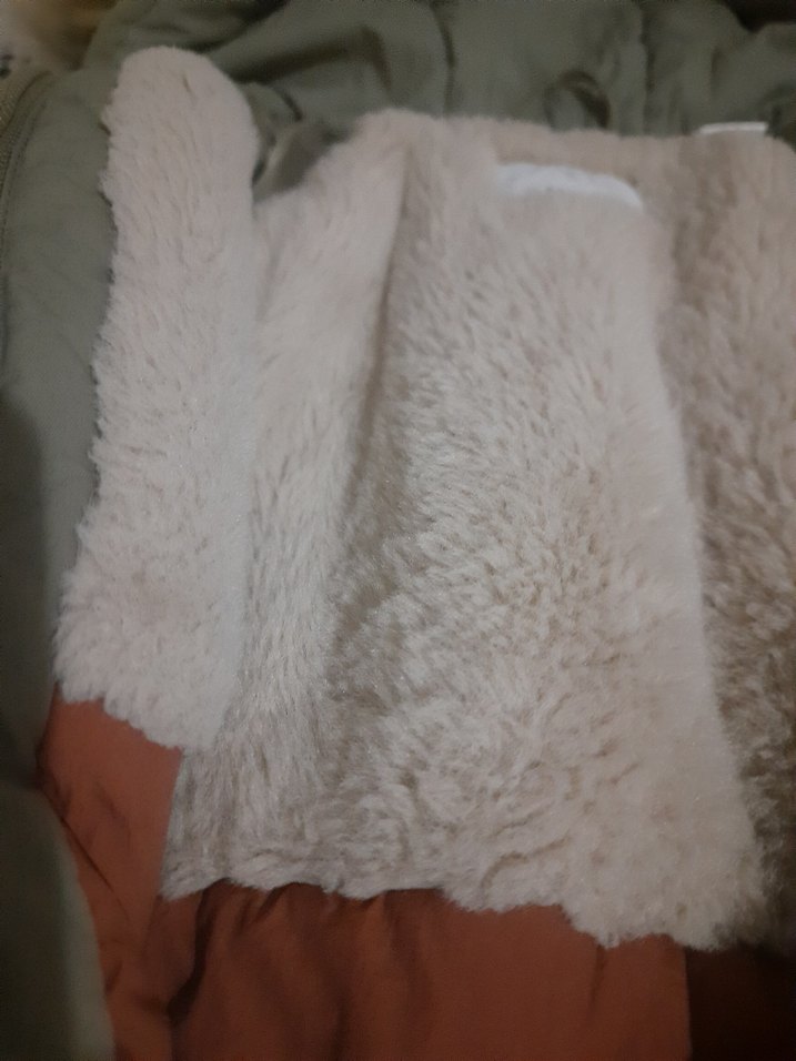 Kürklü Kapüşonlu unisex Çocuk Montu - Görsel 3