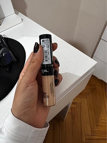 L'Oréal Paris Loreal paris 327 numara kapatıcı