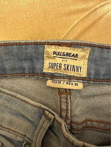m Beden Pullbear super skinny buz mavisi pantolon