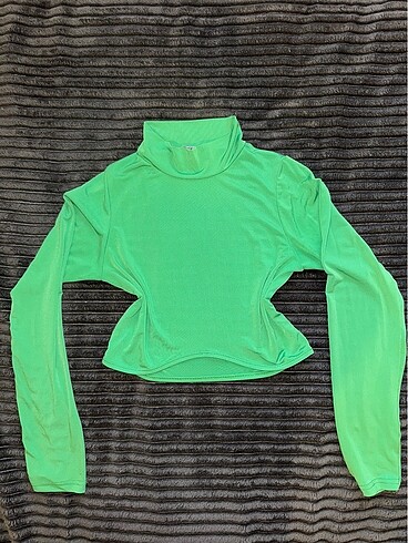 Yeşil Dik yaka crop top