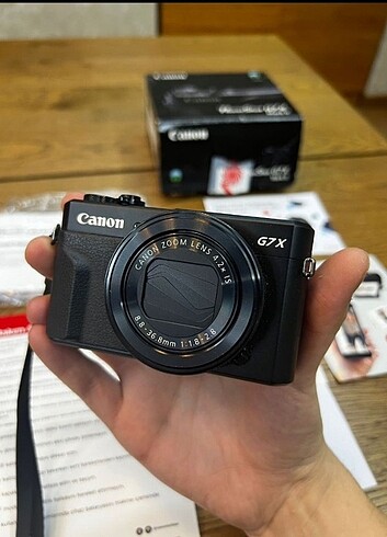 Canon PowerShot G7x Mark II