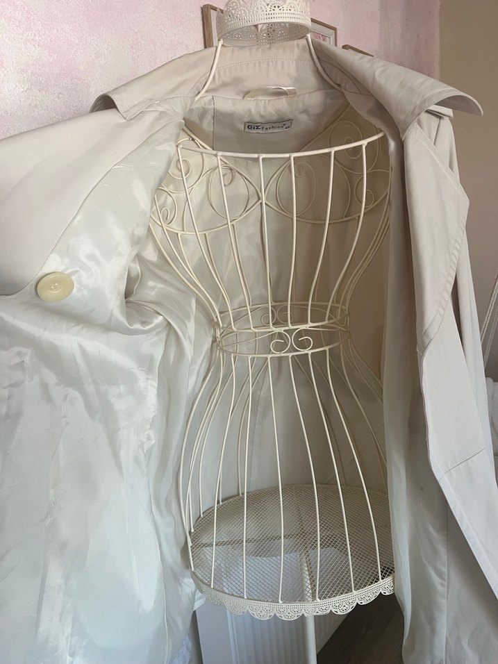 GİZ Bej Düğmeli Midi Trençkot - Görsel 5