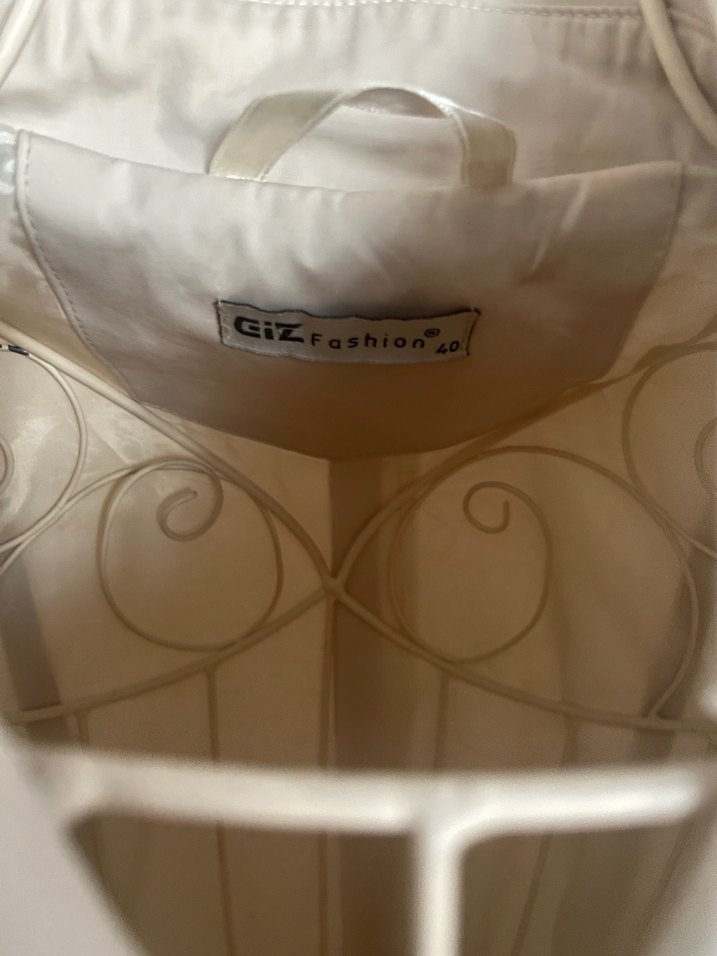 GİZ Bej Düğmeli Midi Trençkot - Görsel 3