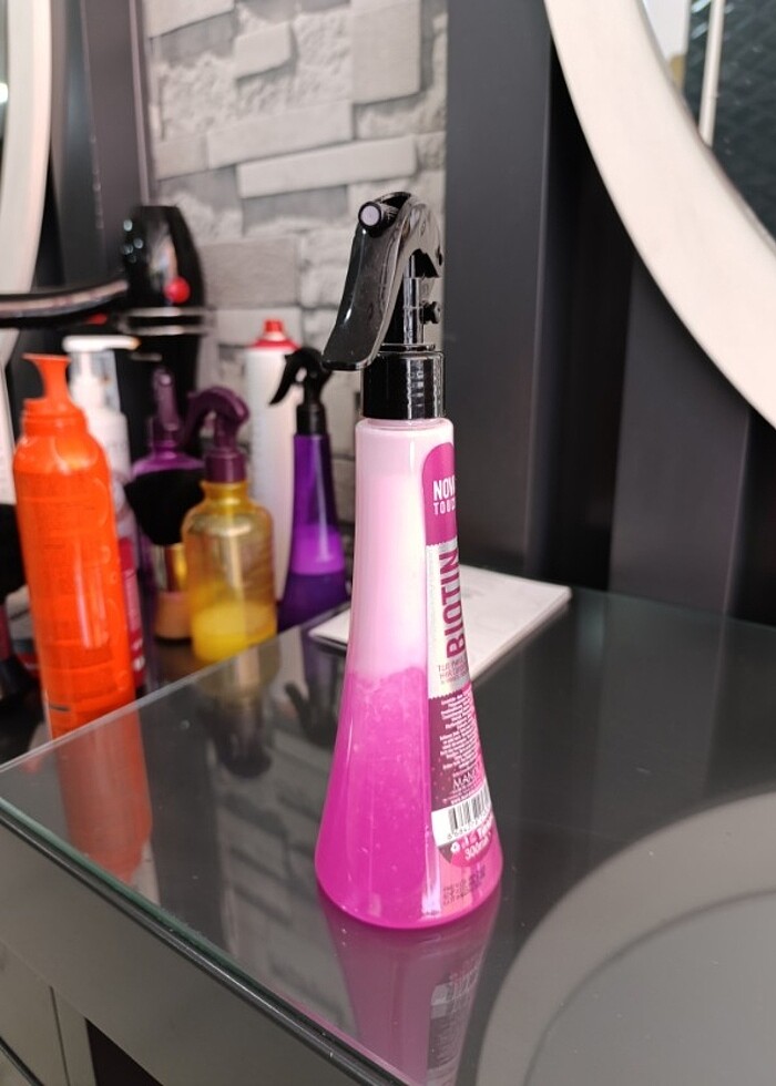 NOVA TOUCH BİOTİN SIVI SAÇ KREMİ ONARICI NEMLENDİRİCİ - Görsel 2