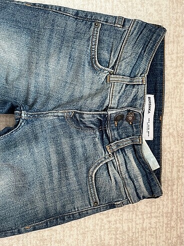 Bershka bershka low waist bootcut jean