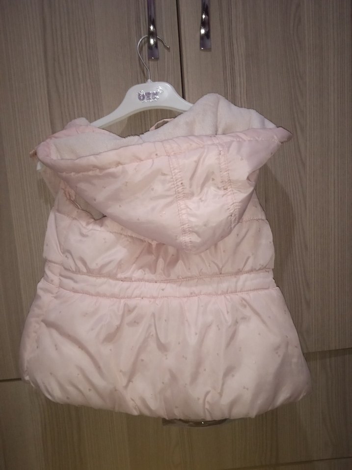 Kız Çocuk Pembe Düğmeli Yelek - Görsel 4