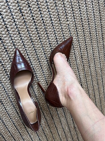 36 Beden kahverengi Renk Mango stiletto