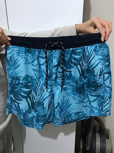LC Waikiki Deniz şortu