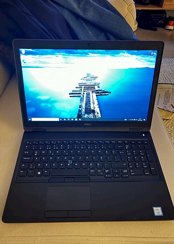 Siyah Dell Dizüstü Bilgisayar - Görsel 3
