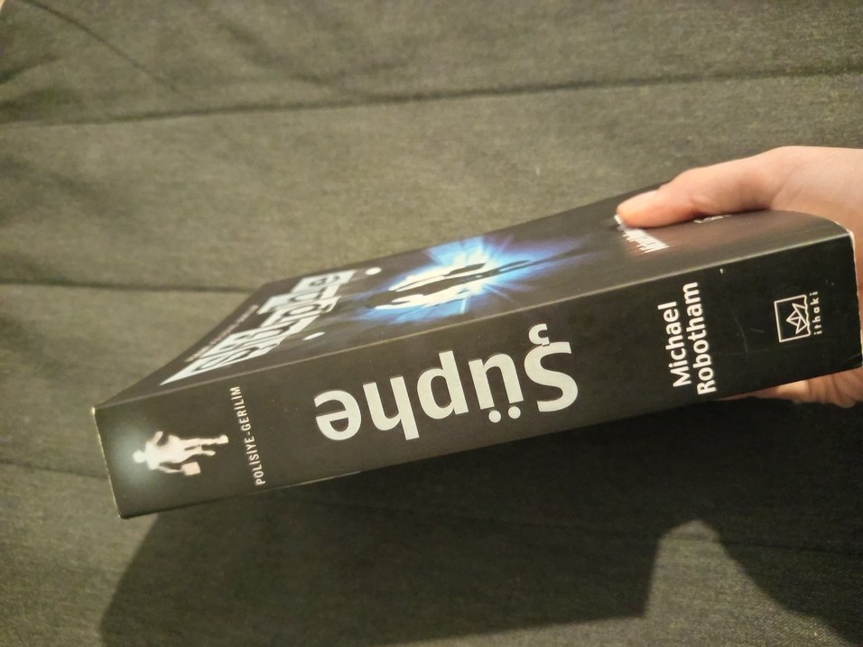 Şüphe - Michael Robotham - Görsel 4